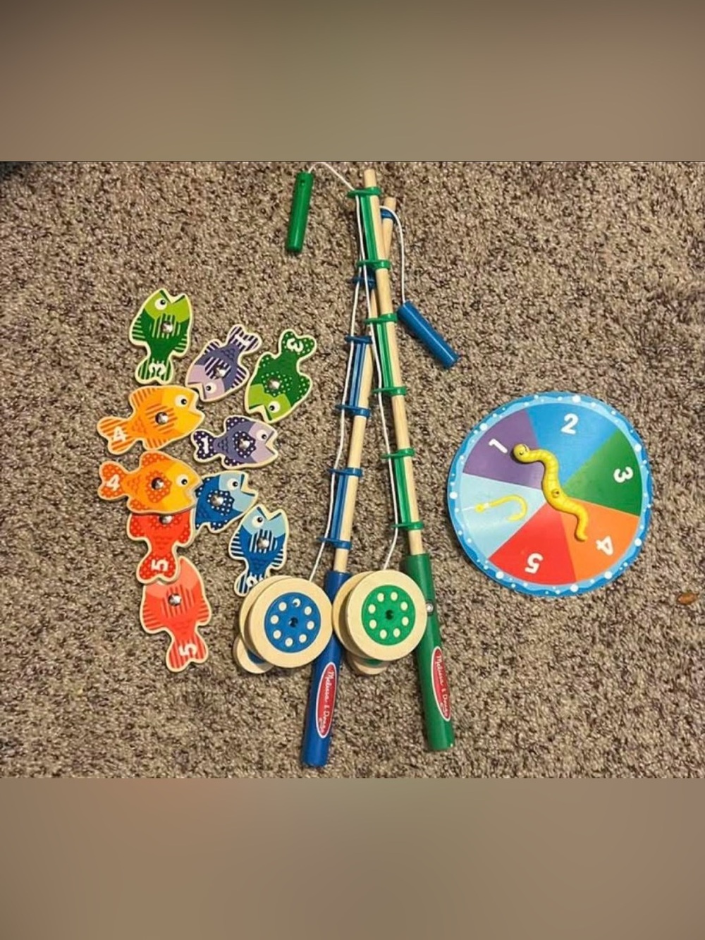 Melissa & Doug Green and Blue Magnetic Wooden Fishing Game with Colorful Fish